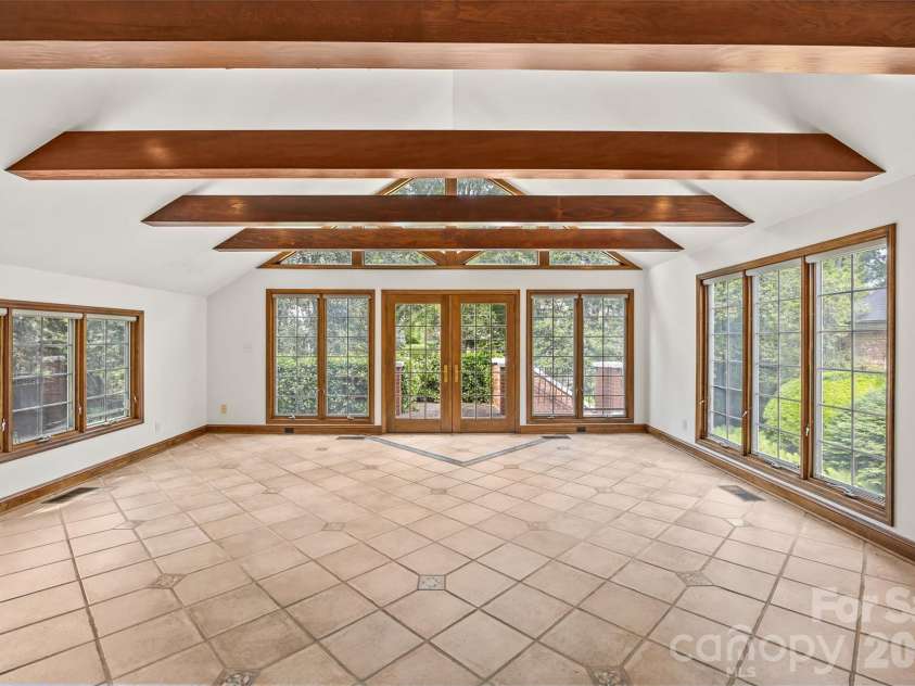 1858 Queens Road, Charlotte, NC 28207.  MLS# CAR4420336, YatesRealty ID 50758. 