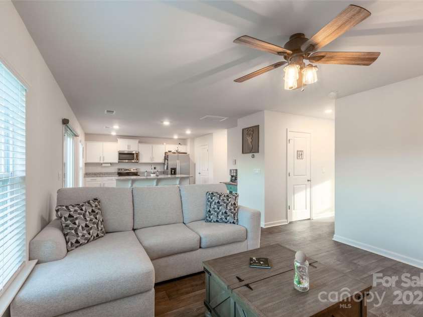 84 Madelyn Drive, Clyde, NC 28721.  MLS# CAR4325015, YatesRealty ID 5076. 