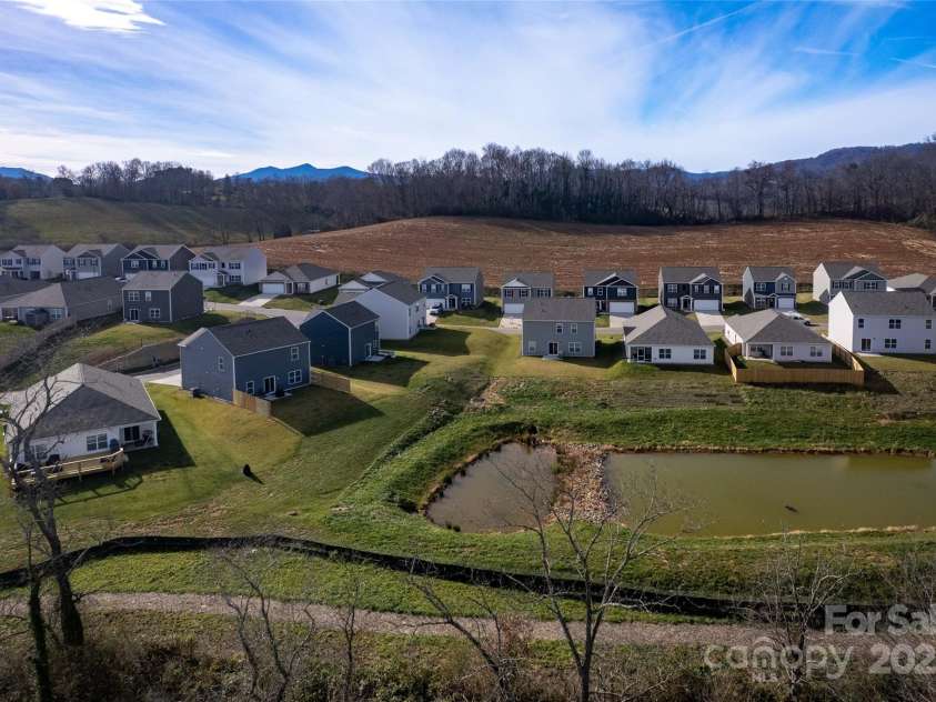 84 Madelyn Drive, Clyde, NC 28721.  MLS# CAR4325015, YatesRealty ID 5076. 