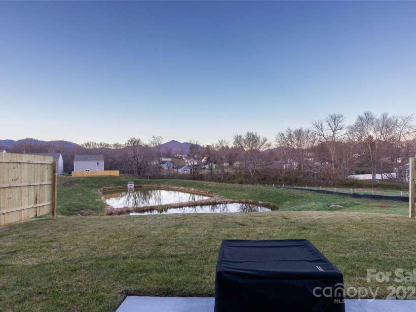 84 Madelyn Drive, Clyde, NC 28721.  MLS# CAR4325015, YatesRealty ID 5076. 
