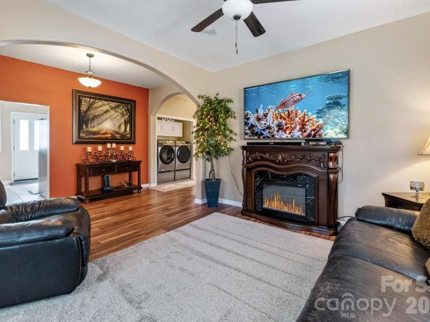 448 1st Street, Hickory, NC 28602.  MLS# CAR4424282, YatesRealty ID 50763. Living Room