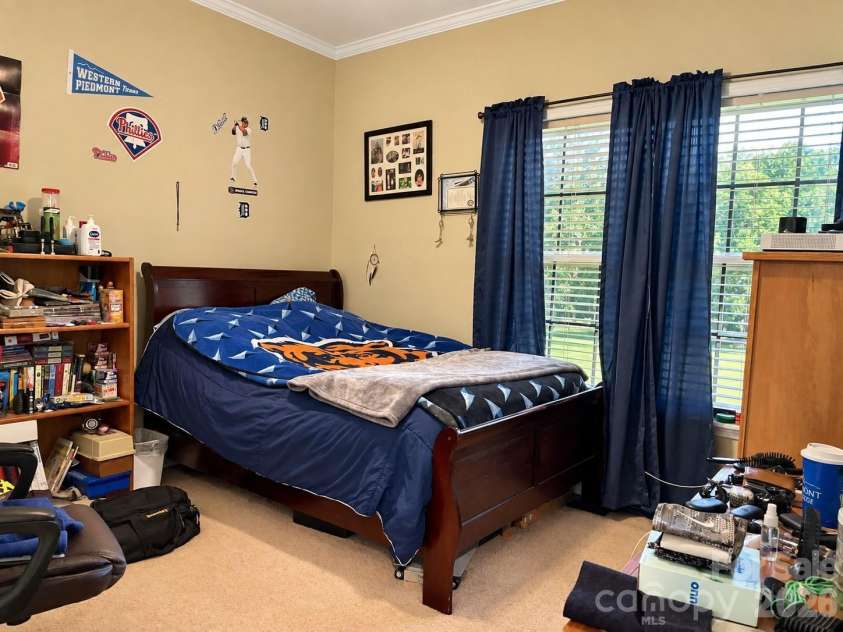 1046 Edgemont Terrace, Morganton, NC 28655.  MLS# CAR4424386, YatesRealty ID 50766. 