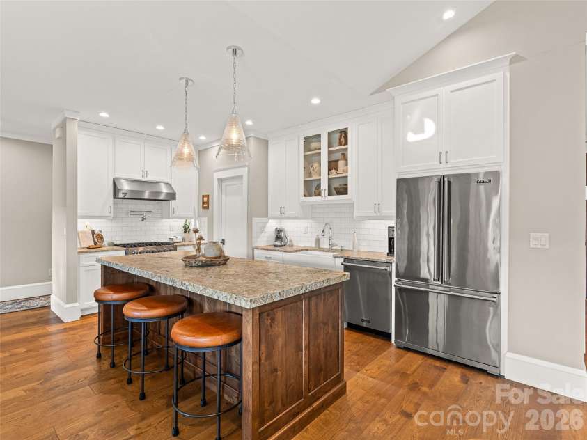 6 Starwood Valley Trail, Arden, NC 28704.  MLS# CAR4424427, YatesRealty ID 50768. 