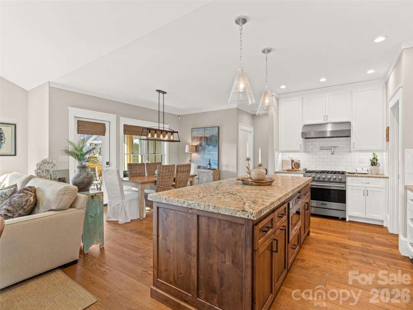 6 Starwood Valley Trail, Arden, NC 28704.  MLS# CAR4424427, YatesRealty ID 50768. 