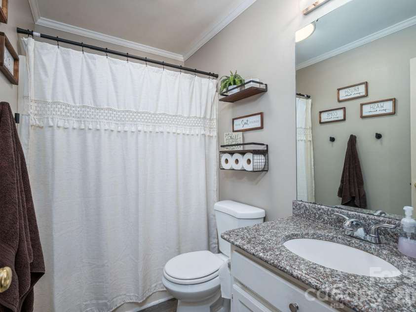 335 Cape Breton Trail, Gastonia, NC 28056.  MLS# CAR4366338, YatesRealty ID 50769. 