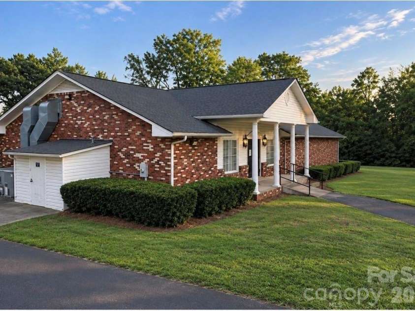 717 Celsey Road, Chester, SC 29706.  MLS# CAR4424358, YatesRealty ID 50770. Front of building