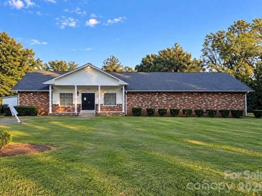 717 Celsey Road, Chester, SC 29706.  MLS# CAR4424358, YatesRealty ID 50770. Front of building