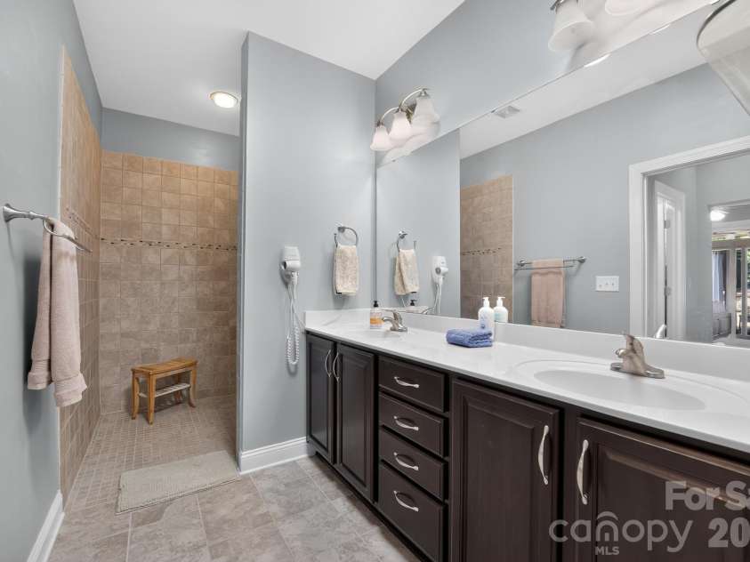 903 Morningstar Lane, Matthews, NC 28104.  MLS# CAR4410868, YatesRealty ID 50771. 