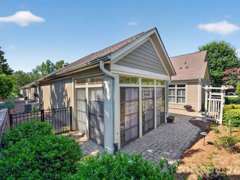 903 Morningstar Lane, Matthews, NC 28104.  MLS# CAR4410868, YatesRealty ID 50771. 