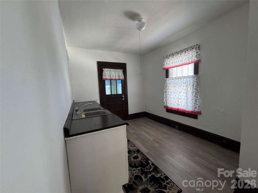 44 Ellis Street, Marion, NC 28752.  MLS# CAR4407469, YatesRealty ID 50772. Kitchen