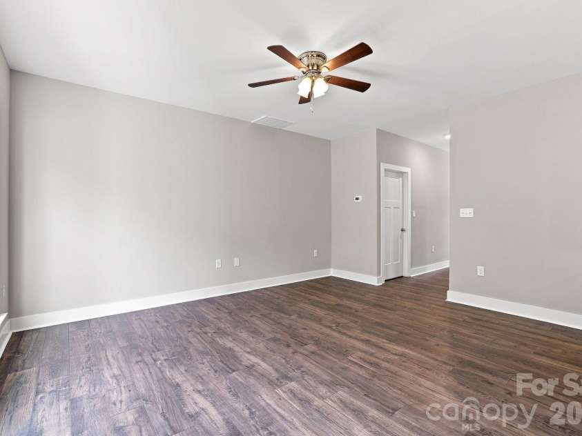 673 Hazel Blakeney Road, Pageland, SC 29728.  MLS# CAR4424355, YatesRealty ID 50773. 