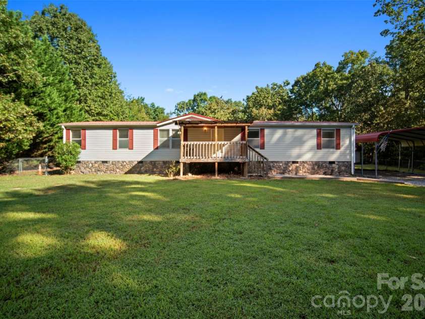 2089 Bison Trail, Maiden, NC 28650.  MLS# CAR4424457, YatesRealty ID 50774. 