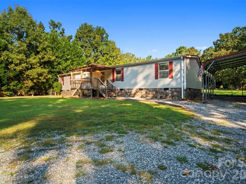 2089 Bison Trail, Maiden, NC 28650.  MLS# CAR4424457, YatesRealty ID 50774. 