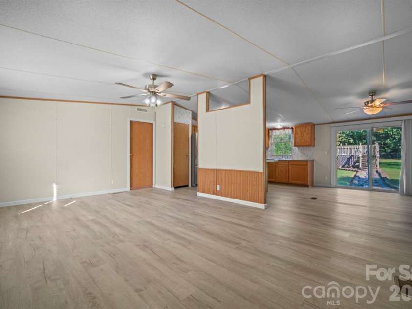 2089 Bison Trail, Maiden, NC 28650.  MLS# CAR4424457, YatesRealty ID 50774. 