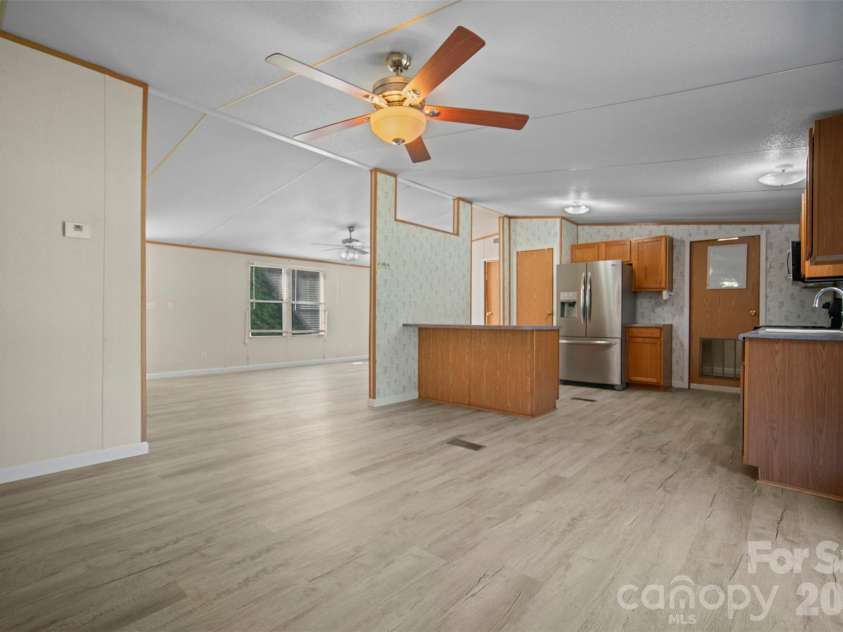 2089 Bison Trail, Maiden, NC 28650.  MLS# CAR4424457, YatesRealty ID 50774. 