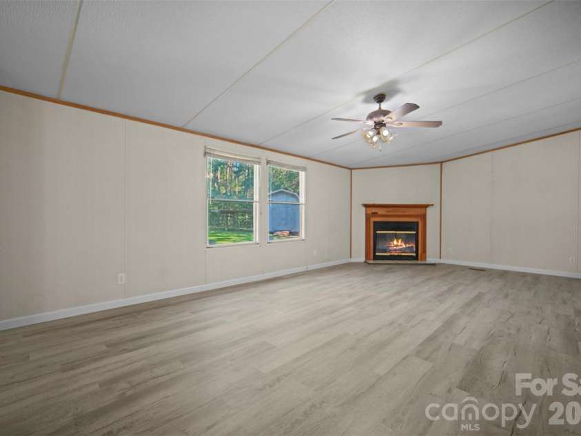 2089 Bison Trail, Maiden, NC 28650.  MLS# CAR4424457, YatesRealty ID 50774. 