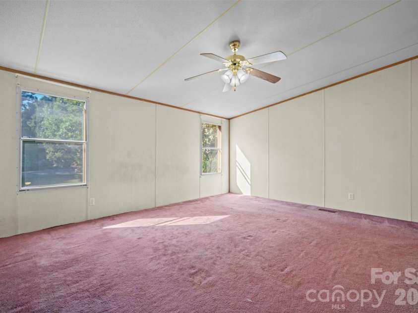 2089 Bison Trail, Maiden, NC 28650.  MLS# CAR4424457, YatesRealty ID 50774. 