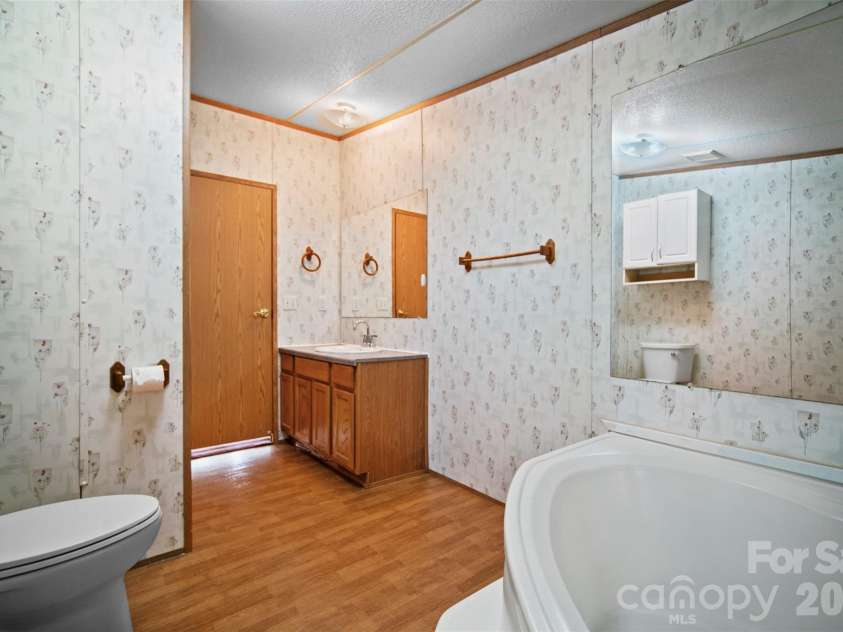 2089 Bison Trail, Maiden, NC 28650.  MLS# CAR4424457, YatesRealty ID 50774. 