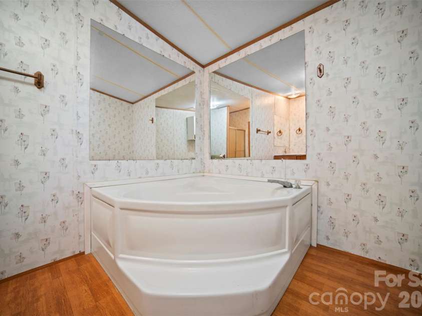 2089 Bison Trail, Maiden, NC 28650.  MLS# CAR4424457, YatesRealty ID 50774. 