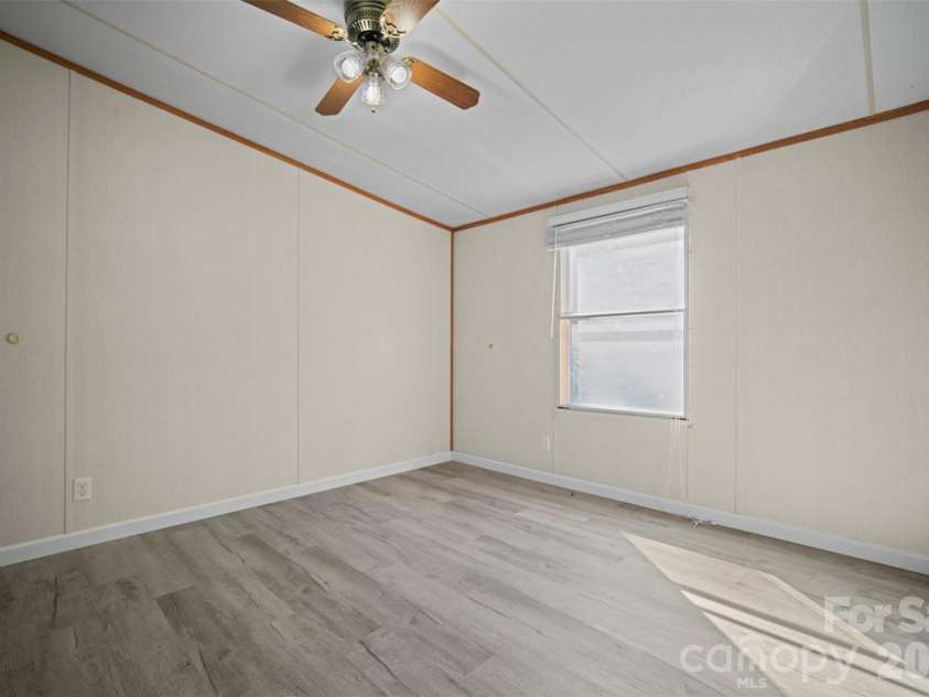 2089 Bison Trail, Maiden, NC 28650.  MLS# CAR4424457, YatesRealty ID 50774. 