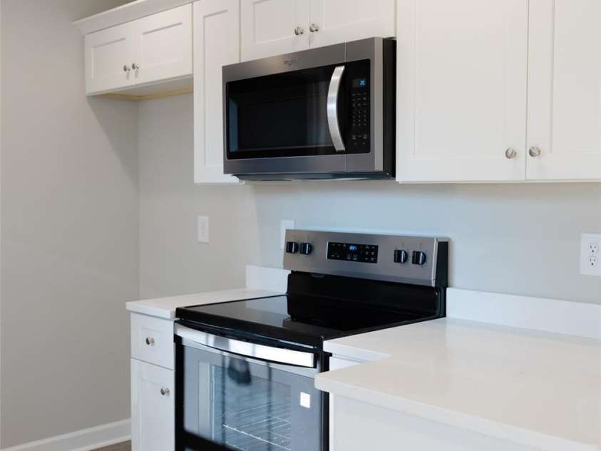 27 Maiden Lane, York, SC 29745.  MLS# CAR4326416, YatesRealty ID 50774. 