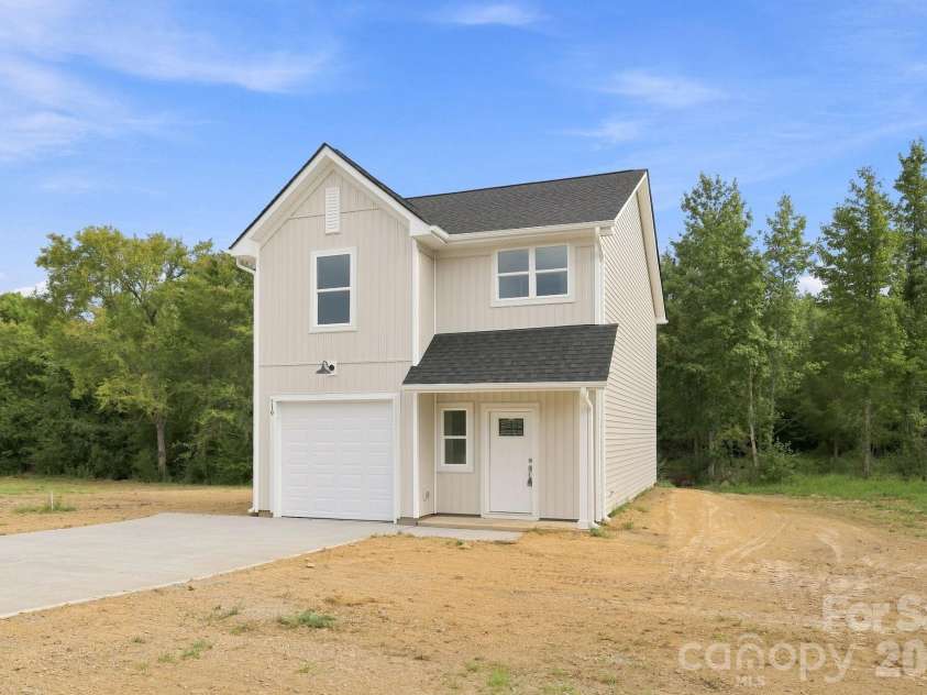719 Hazel blakeney Road, Pageland, SC 29728.  MLS# CAR4424377, YatesRealty ID 50776. 