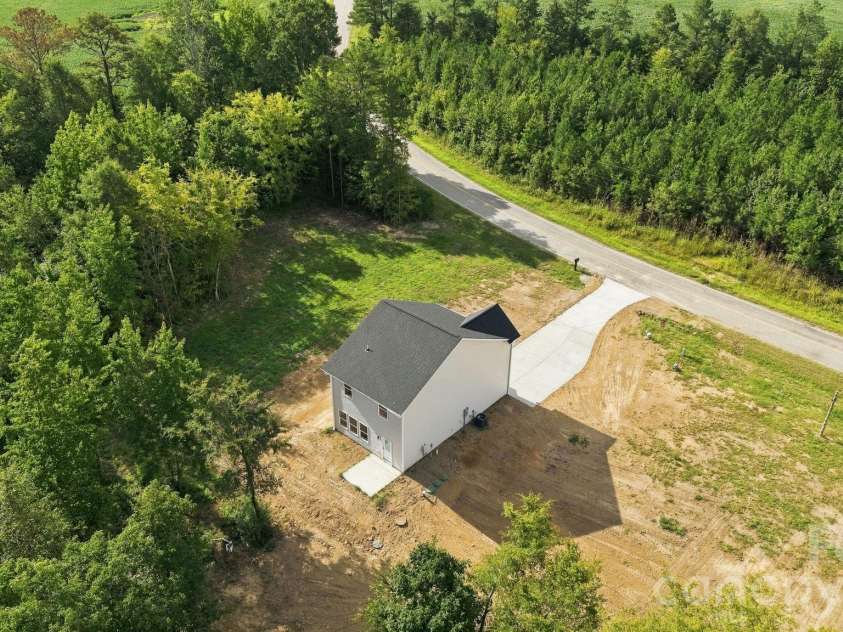 719 Hazel blakeney Road, Pageland, SC 29728.  MLS# CAR4424377, YatesRealty ID 50776. 