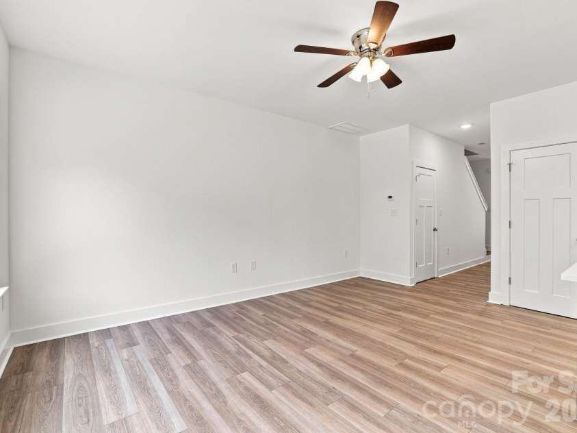 719 Hazel blakeney Road, Pageland, SC 29728.  MLS# CAR4424377, YatesRealty ID 50776. 