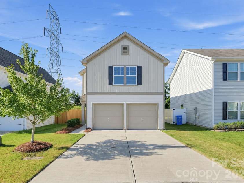 12954 Hill Pine Road, Midland, NC 28107.  MLS# CAR4423585, YatesRealty ID 50778. 