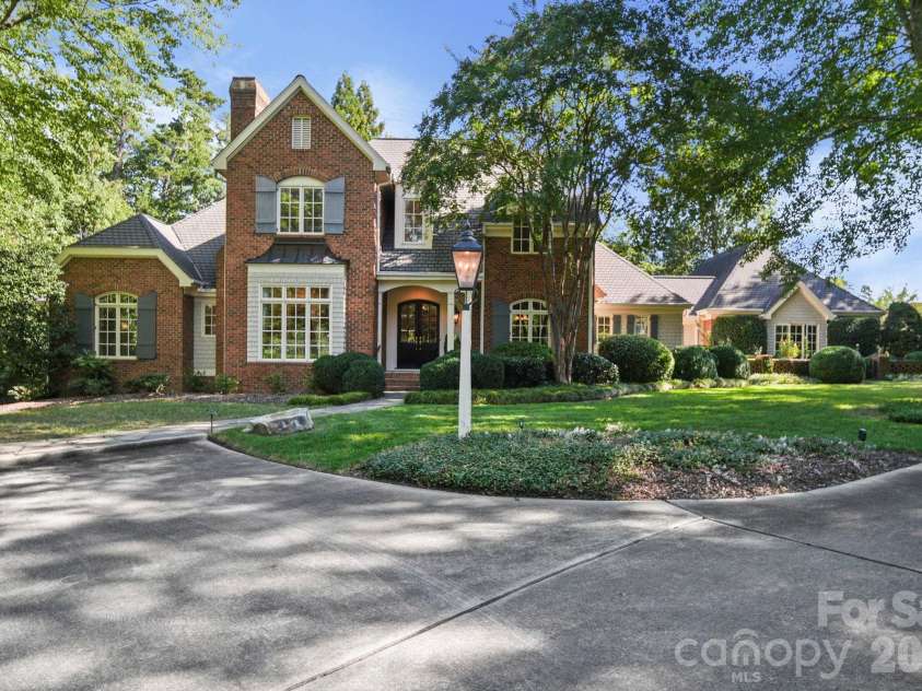 505 Muirfield Drive, Albemarle, NC 28001.  MLS# CAR4424334, YatesRealty ID 50779. 