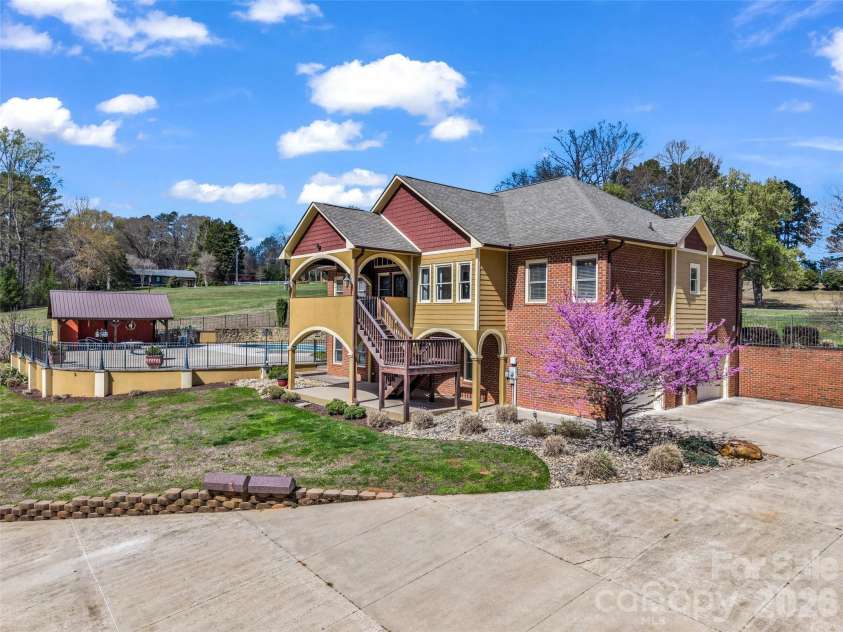 148 Fairway Drive, Forest City, NC 28043.  MLS# CAR4359484, YatesRealty ID 5078. 