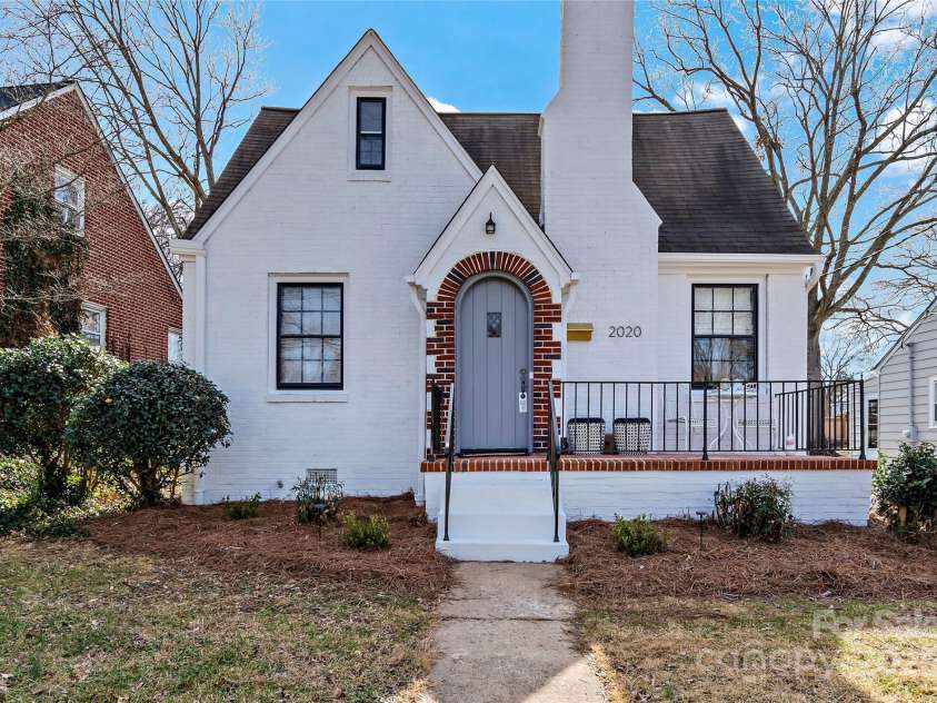 2020 Academy Street, Winston Salem, NC 27103.  MLS# CAR4223435, YatesRealty ID 5078. 