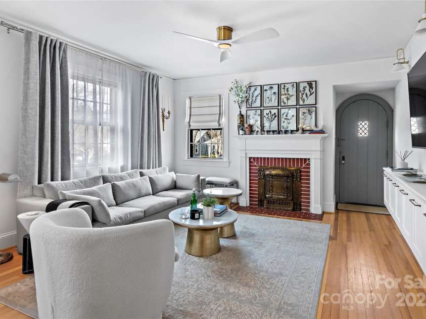 2020 Academy Street, Winston Salem, NC 27103.  MLS# CAR4223435, YatesRealty ID 5078. 