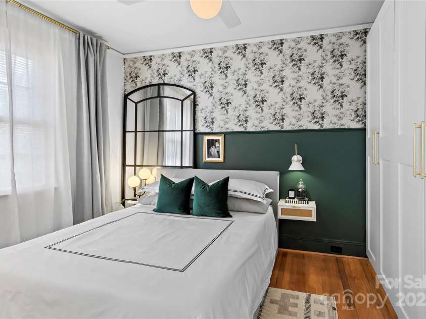 2020 Academy Street, Winston Salem, NC 27103.  MLS# CAR4223435, YatesRealty ID 5078. 