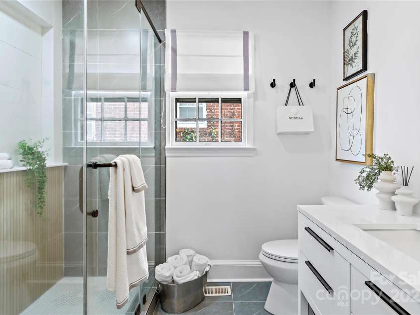 2020 Academy Street, Winston Salem, NC 27103.  MLS# CAR4223435, YatesRealty ID 5078. 