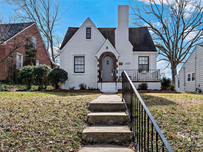 2020 Academy Street, Winston Salem, NC 27103.  MLS# CAR4223435, YatesRealty ID 5078. 