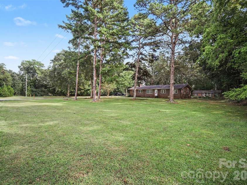 2681 University Drive, Lancaster, SC 29720.  MLS# CAR4424448, YatesRealty ID 50784. 