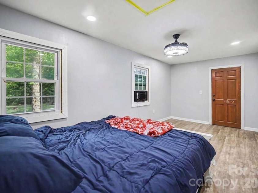2681 University Drive, Lancaster, SC 29720.  MLS# CAR4424448, YatesRealty ID 50784. 