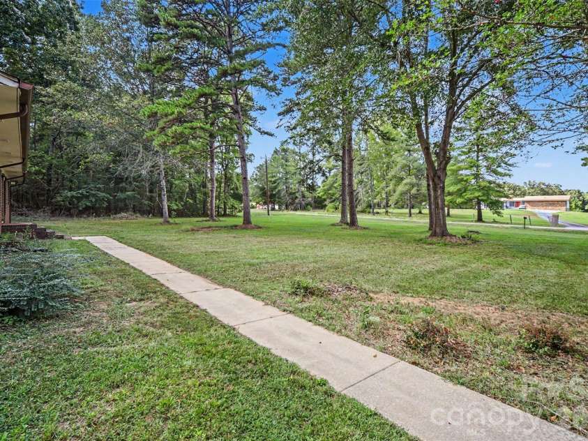 2681 University Drive, Lancaster, SC 29720.  MLS# CAR4424448, YatesRealty ID 50784. 