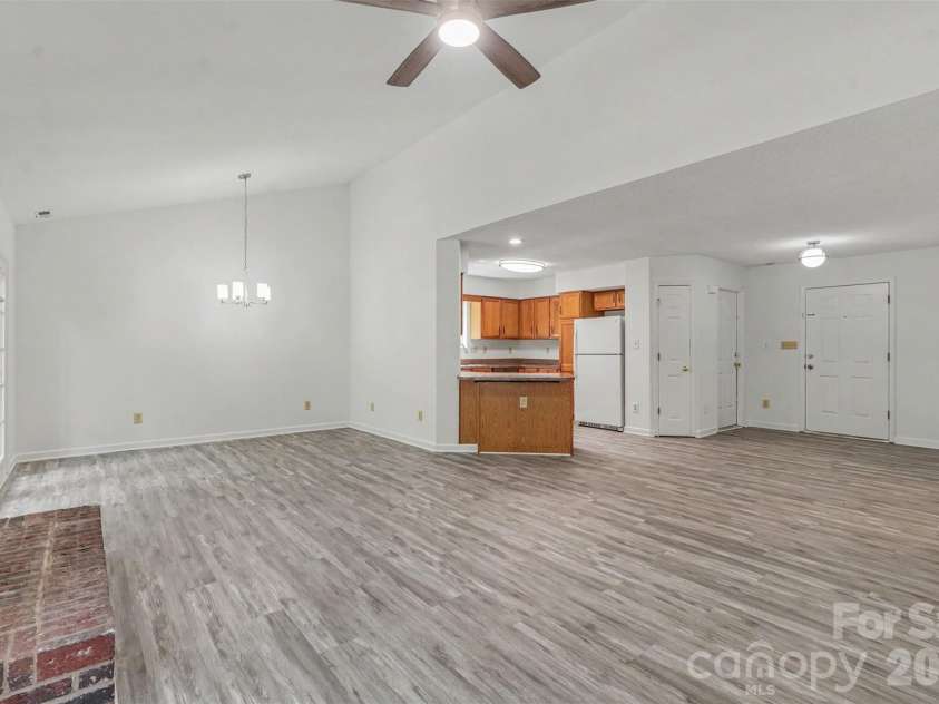 2711 Bob White Circle, Wingate, NC 28174.  MLS# CAR4383381, YatesRealty ID 50785. 