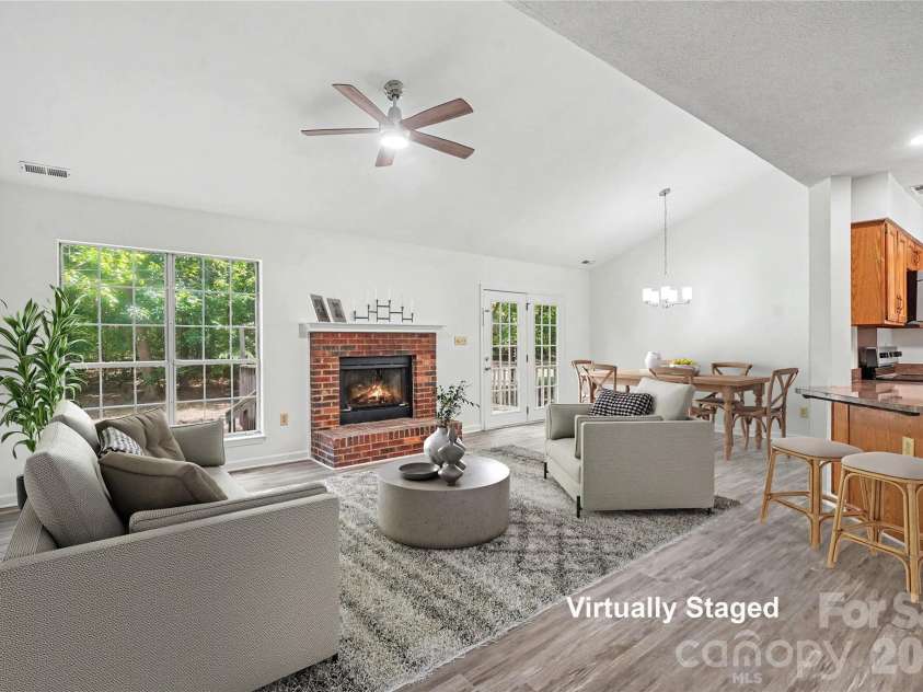 2711 Bob White Circle, Wingate, NC 28174.  MLS# CAR4383381, YatesRealty ID 50785. Great Room