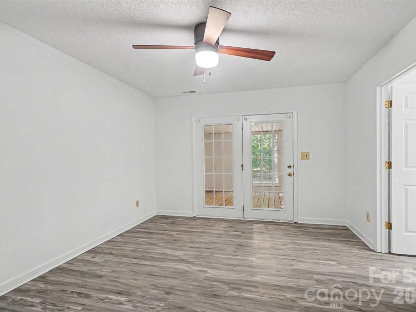 2711 Bob White Circle, Wingate, NC 28174.  MLS# CAR4383381, YatesRealty ID 50785. Primary Bedroom