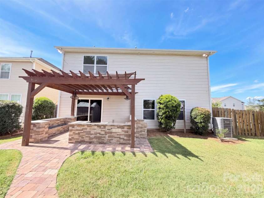 14903 Superior Street, Charlotte, NC 28273.  MLS# CAR4424506, YatesRealty ID 50789. 