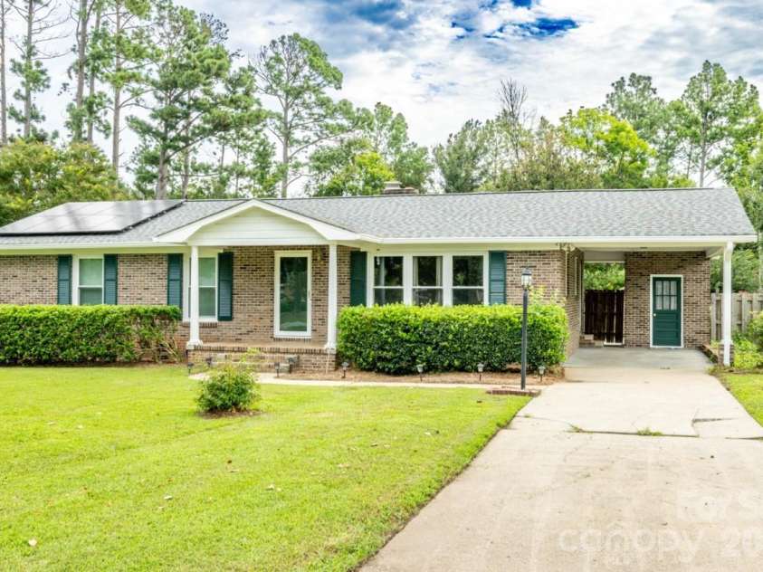 753 Schuyler Drive, Rock Hill, SC 29730.  MLS# CAR4284881, YatesRealty ID 5079. 
