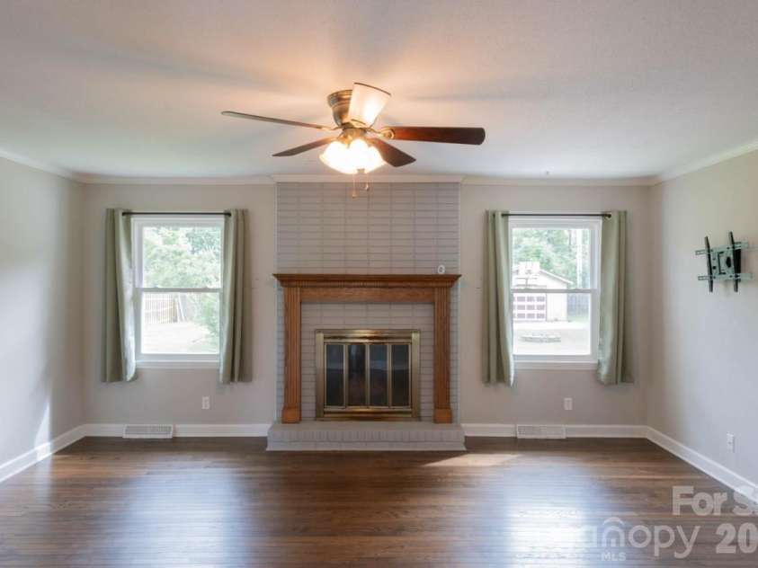 753 Schuyler Drive, Rock Hill, SC 29730.  MLS# CAR4284881, YatesRealty ID 5079. 