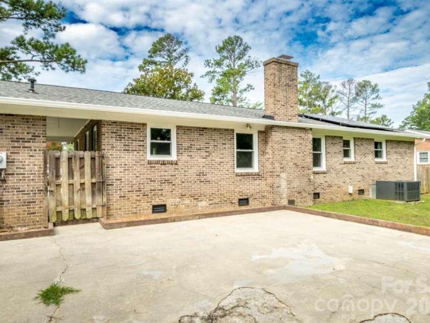 753 Schuyler Drive, Rock Hill, SC 29730.  MLS# CAR4284881, YatesRealty ID 5079. 