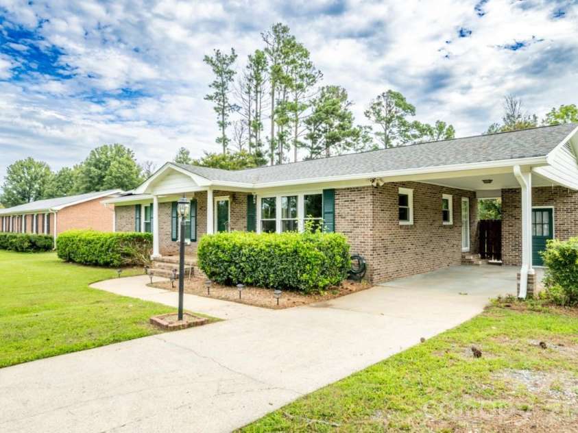 753 Schuyler Drive, Rock Hill, SC 29730.  MLS# CAR4284881, YatesRealty ID 5079. 