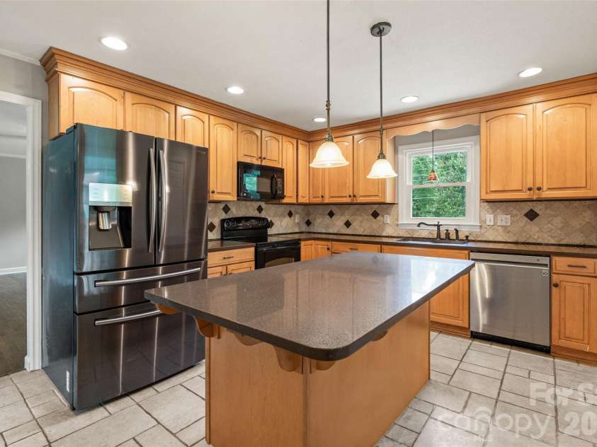 753 Schuyler Drive, Rock Hill, SC 29730.  MLS# CAR4412118, YatesRealty ID 5079. 