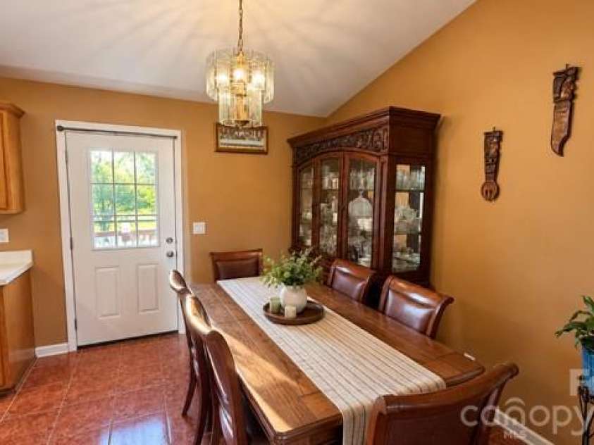 3358 Lilac Lane, Hudson, NC 28638.  MLS# CAR4424295, YatesRealty ID 50790. Dining