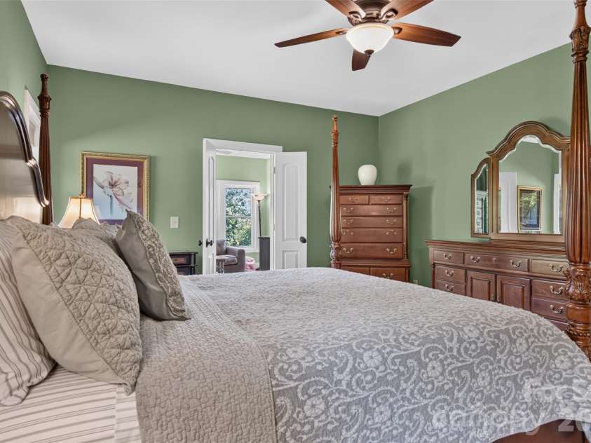 343 Garden Lane, Lake Lure, NC 28746.  MLS# CAR4422758, YatesRealty ID 50791. 